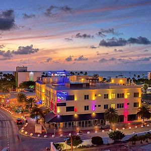 The Cove - Condo Hotel - Palm Beach Strip